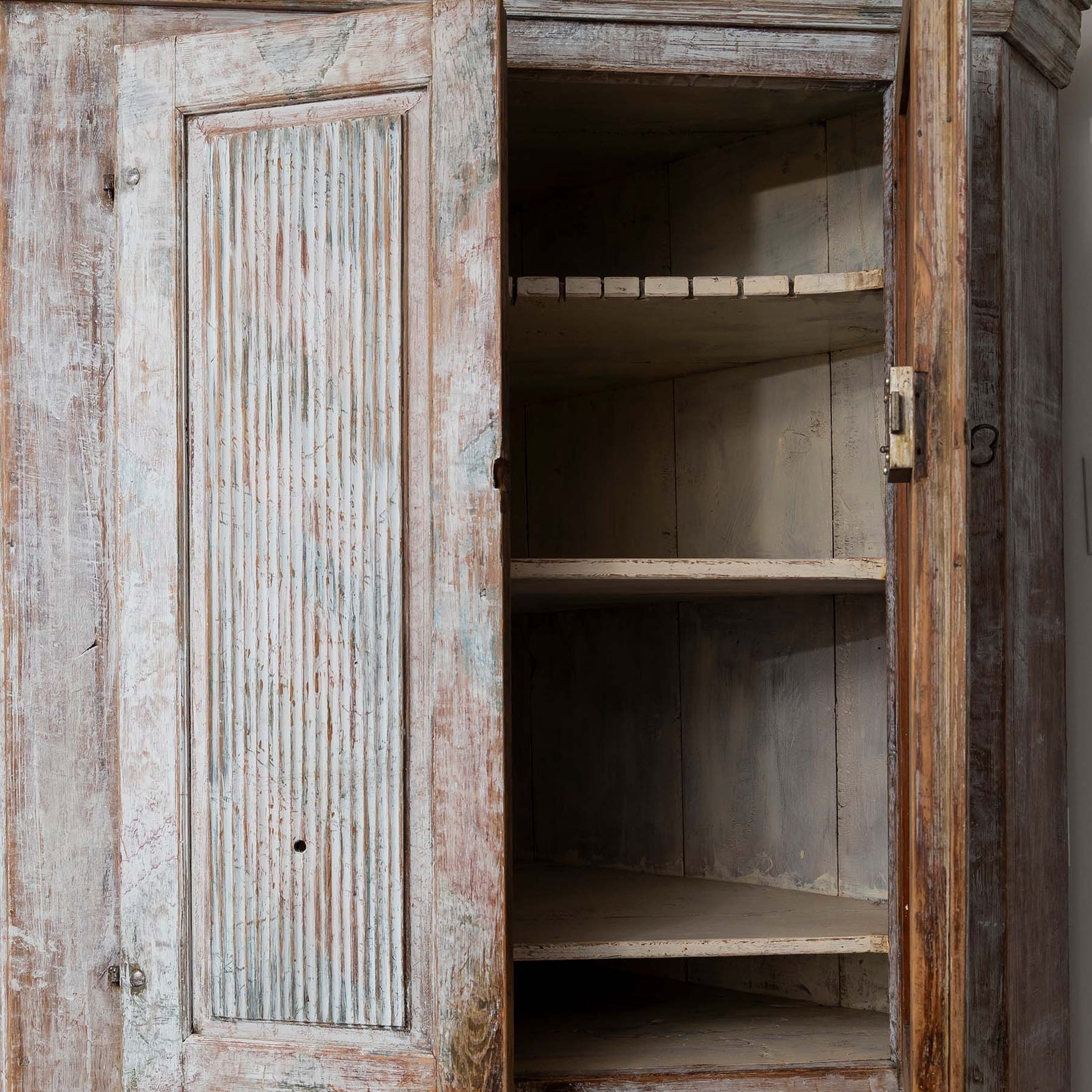 Painted Swedish Corner Cabinet 1810 - 1830 Eleish Van Breems Home