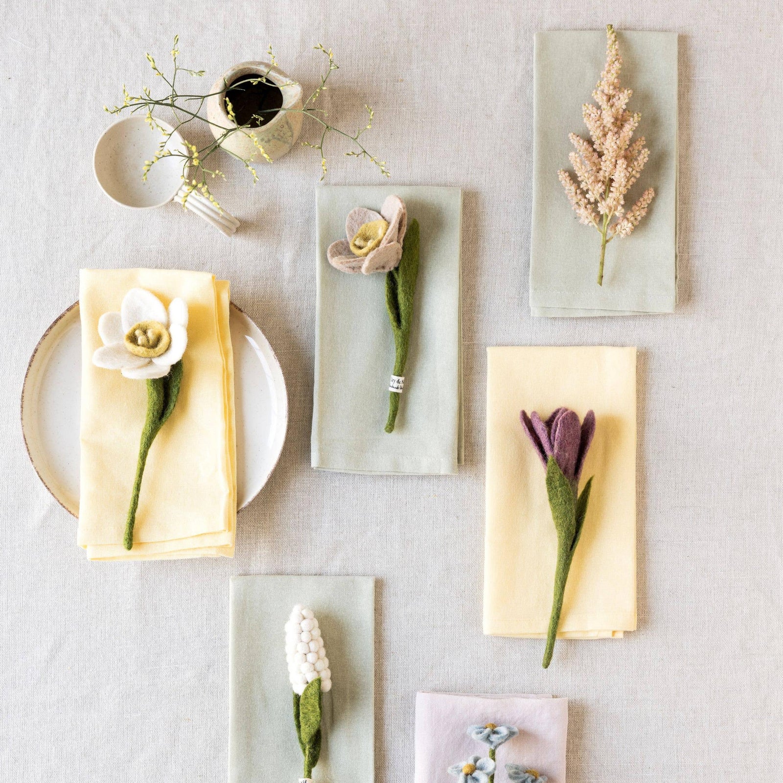 Daffodil Flower - White - Small Eleish Van Breems Home