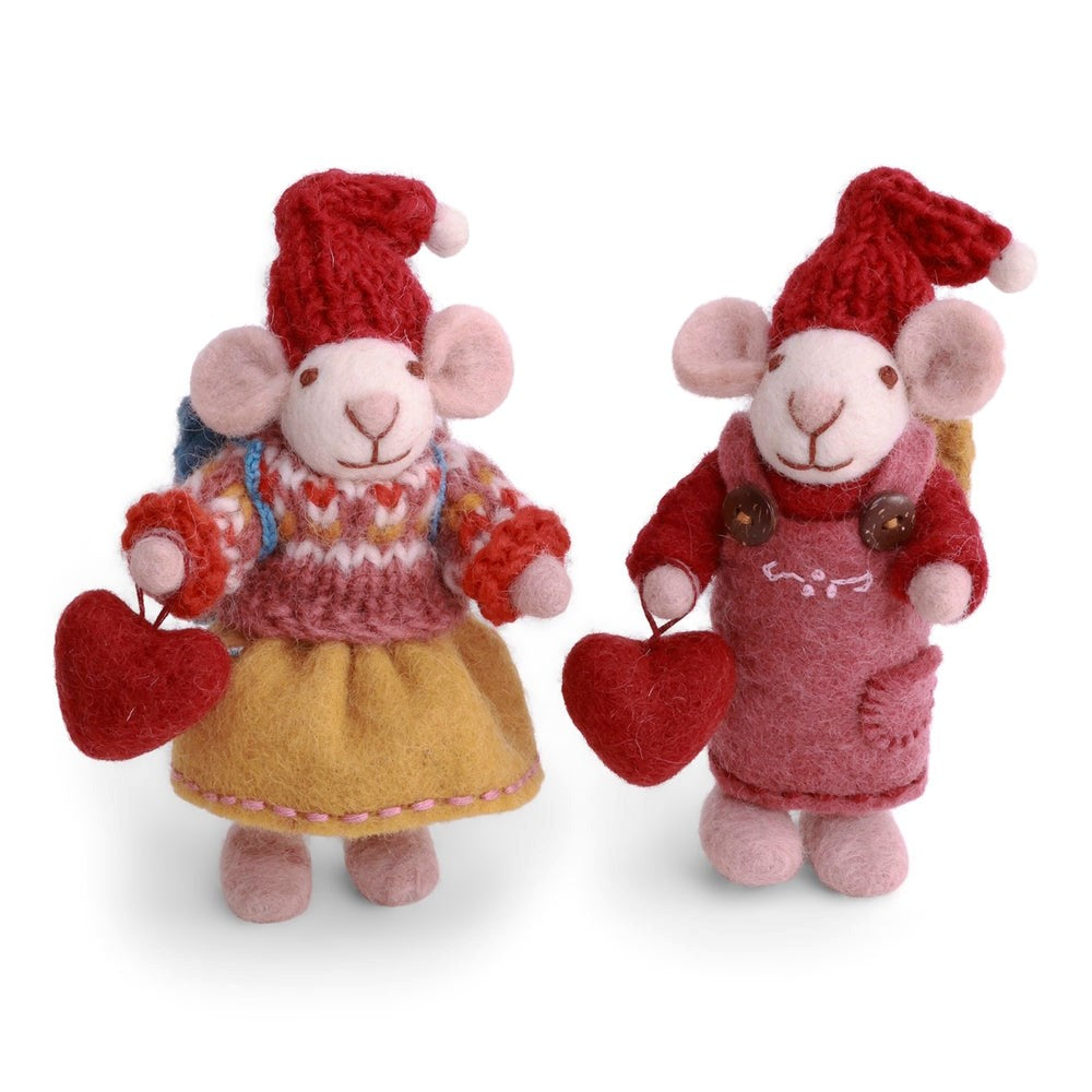 Pair of Small White Mice Ornaments With Hearts Eleish Van Breems Home
