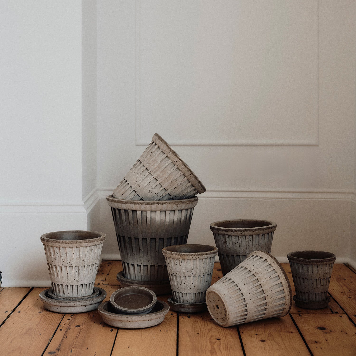 Pantheon Raw Grey Pot Eleish Van Breems Home