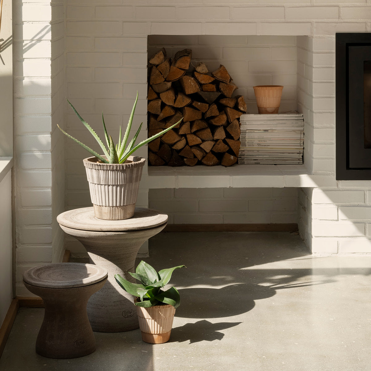 Atlas Raw Grey Pot Eleish Van Breems Home