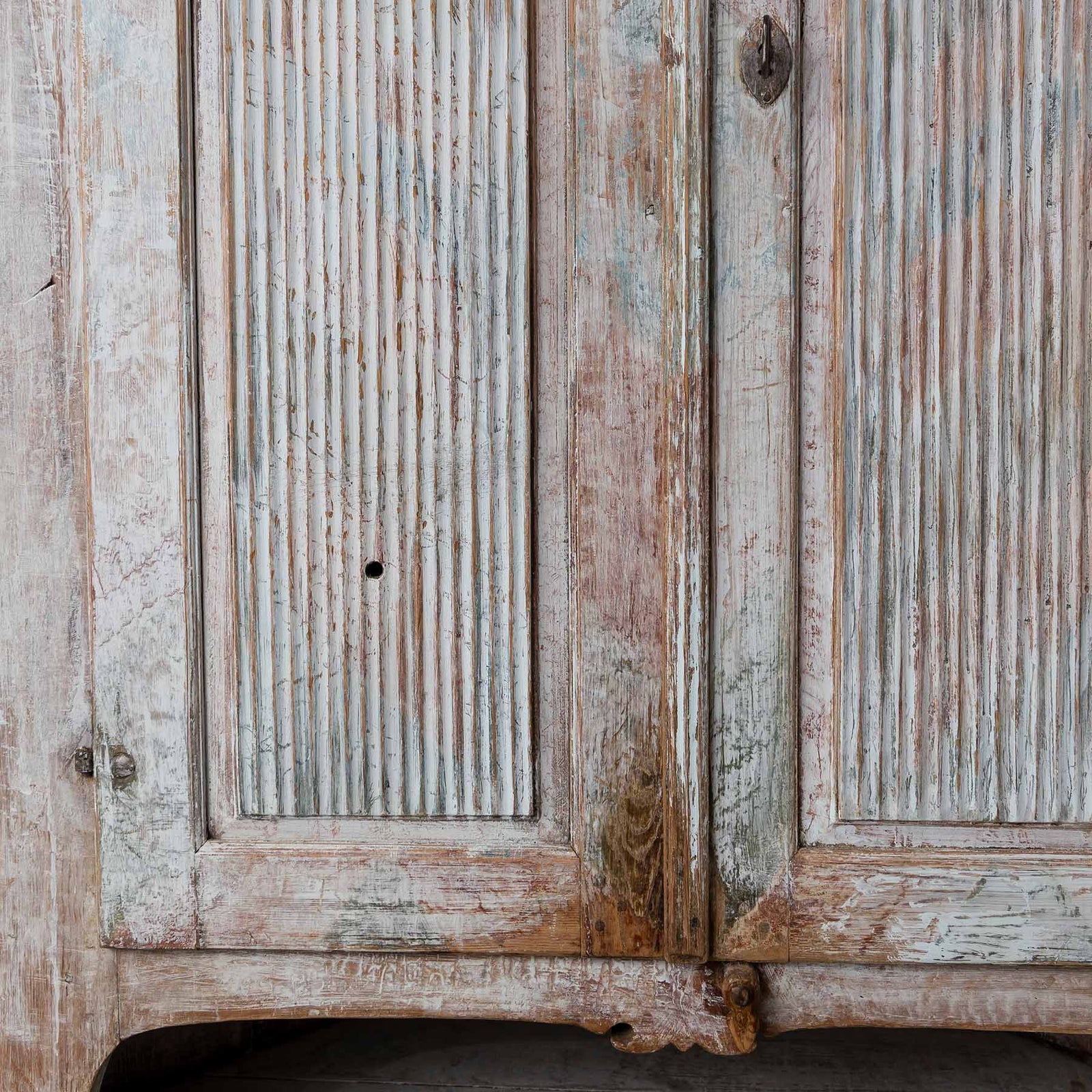Painted Swedish Corner Cabinet 1810 - 1830 Eleish Van Breems Home