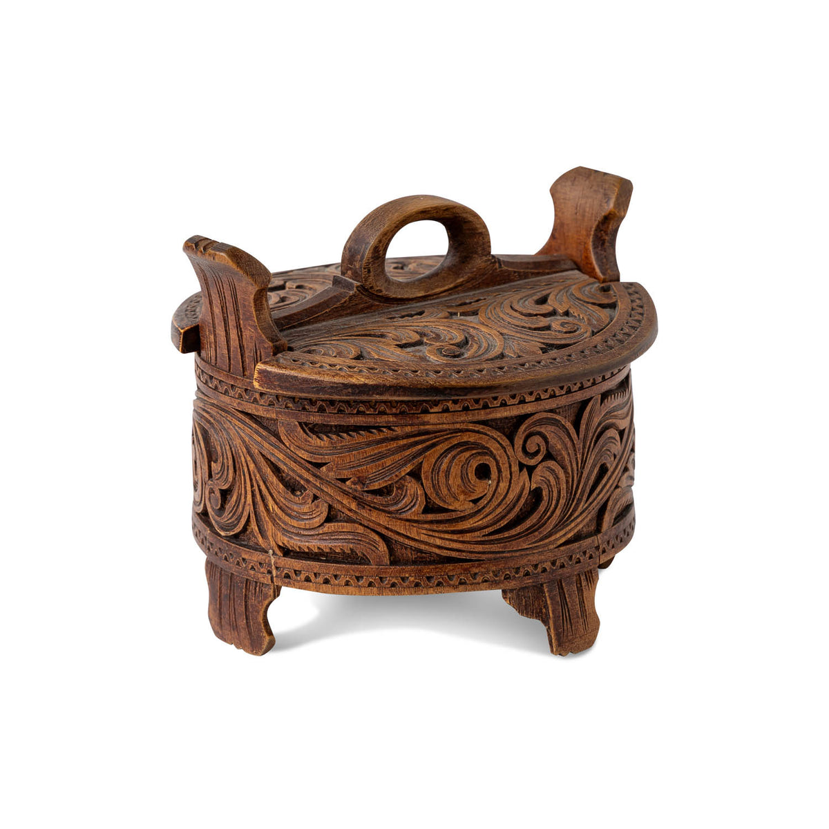 Acanthus Carved Scandinavian Porridge Box, 20th C. Eleish Van Breems Home