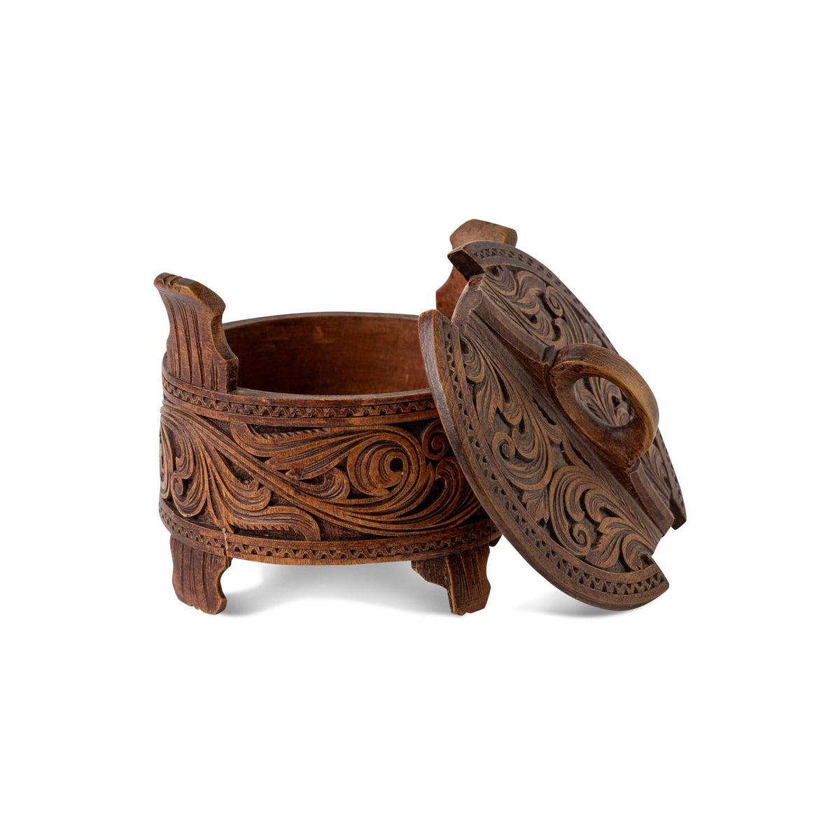 Acanthus Carved Scandinavian Porridge Box, 20th C. Eleish Van Breems Home