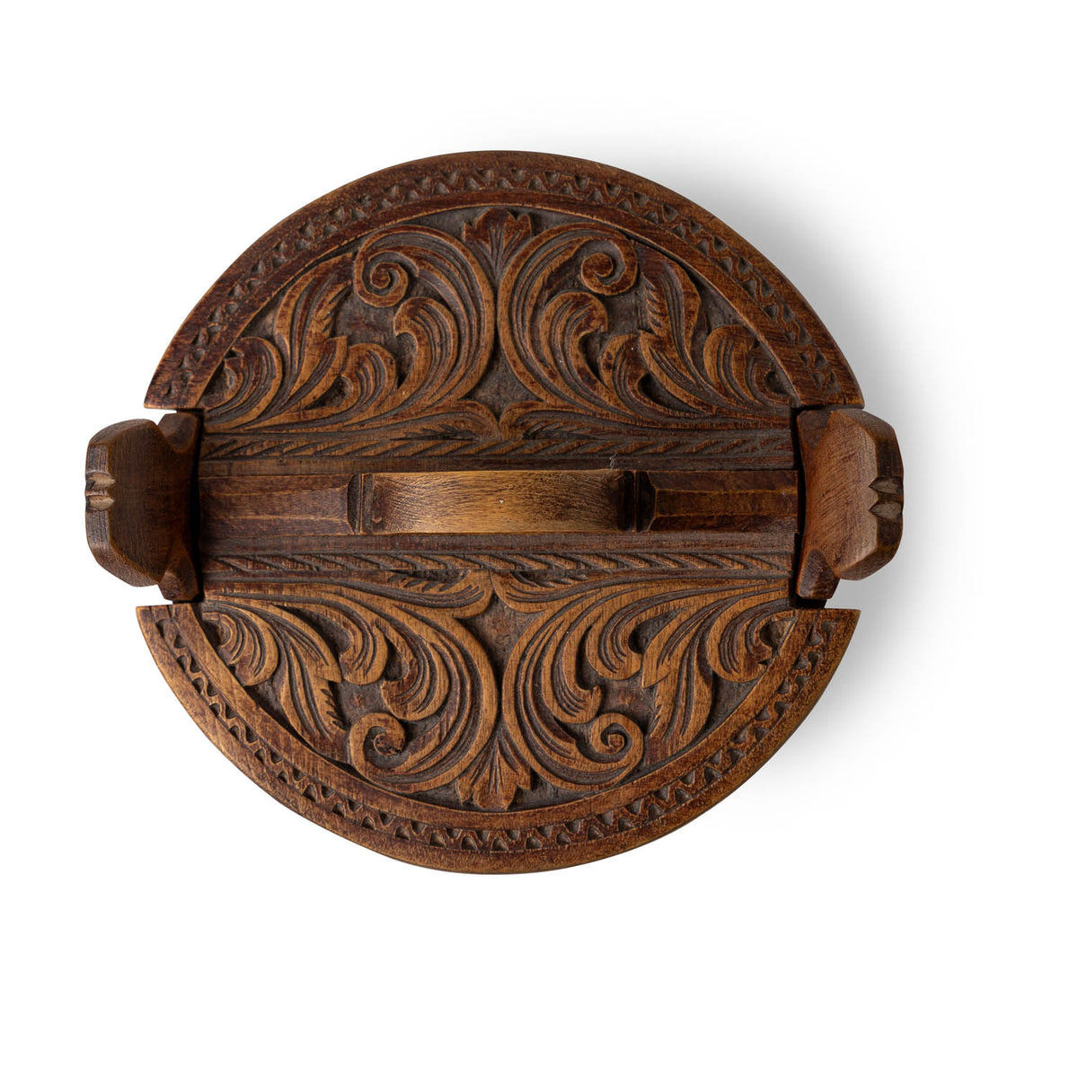 Acanthus Carved Scandinavian Porridge Box, 20th C. Eleish Van Breems Home
