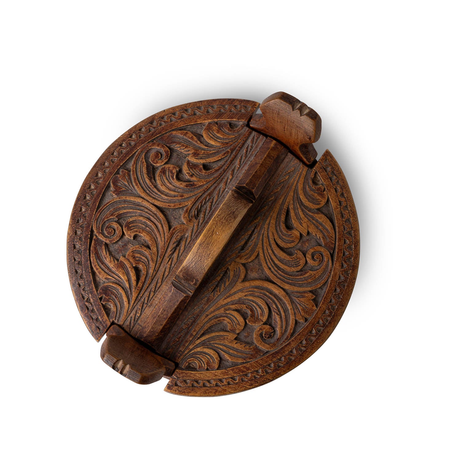 Acanthus Carved Scandinavian Porridge Box, 20th C. Eleish Van Breems Home