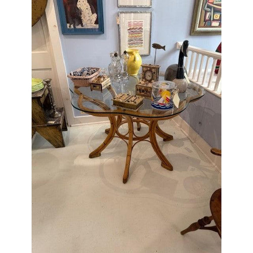 Scallop Shaped Glass Top Dining Table with Bamboo Base