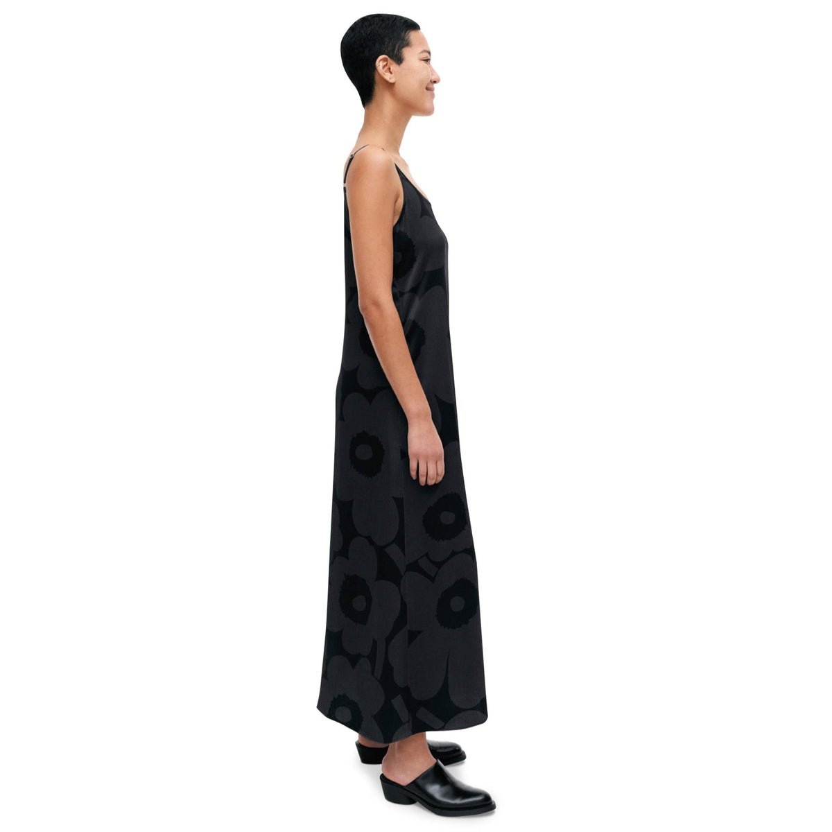 Marimekko Seurassa Unikko Satin Dress, Black & Grey Eleish Van Breems Home