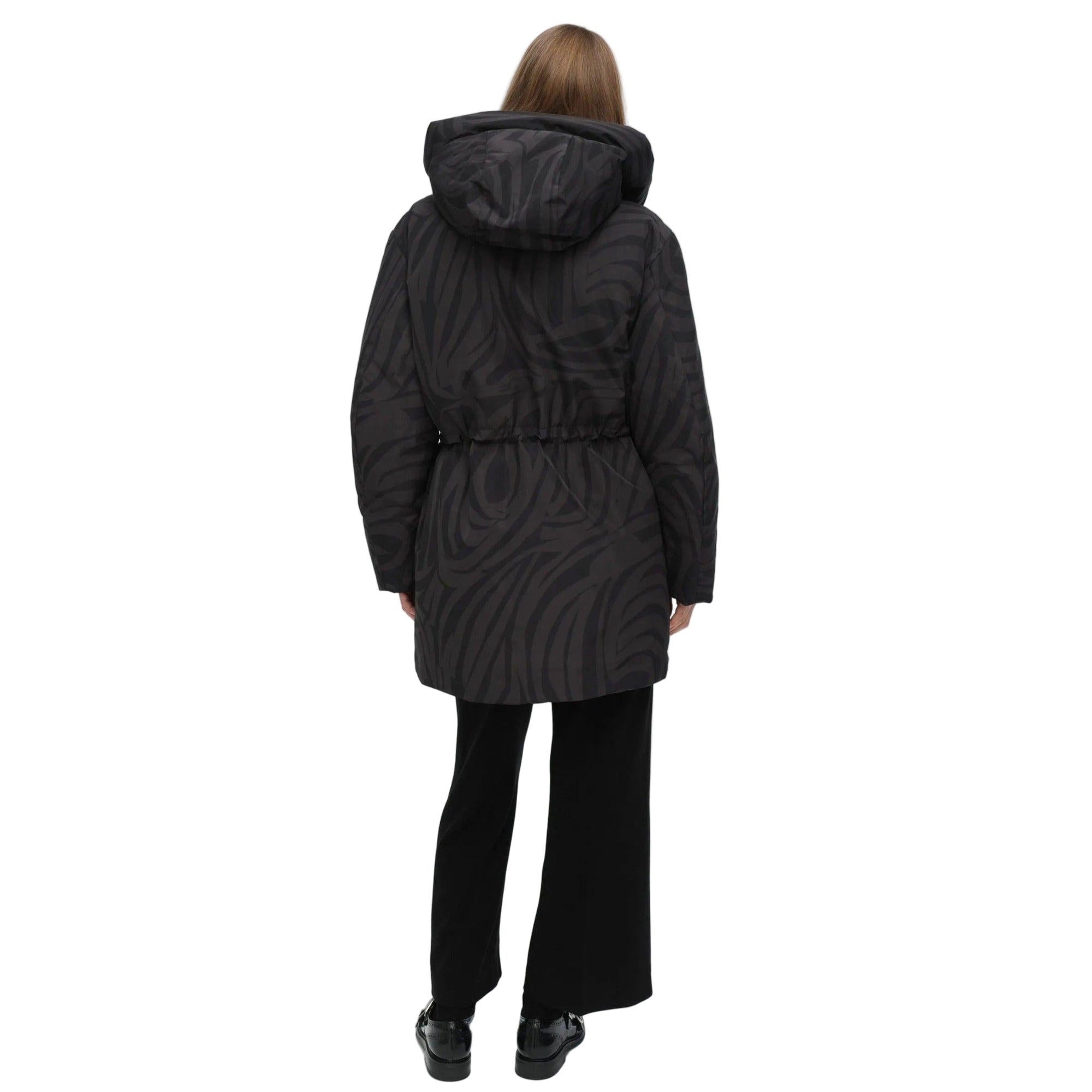 Marimekko Käännös Jokuraita Down Coat Eleish Van Breems Home