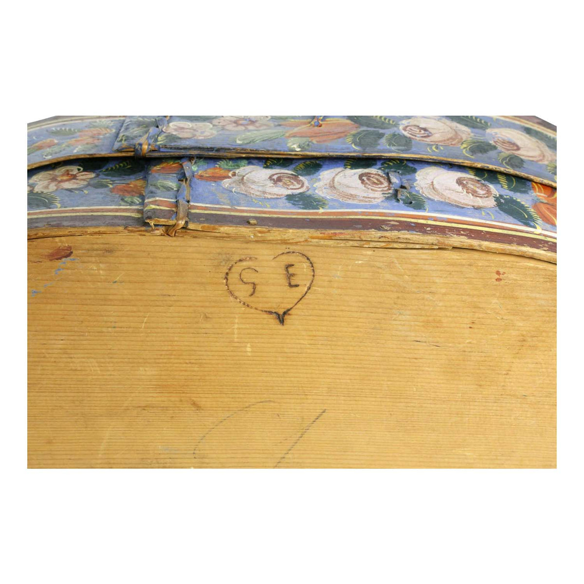 Large Scandinavian Decorated Oval Band Box, 19th Century Eleish Van Breems Home