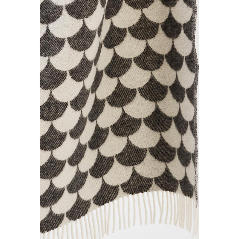 Gerda Blanket