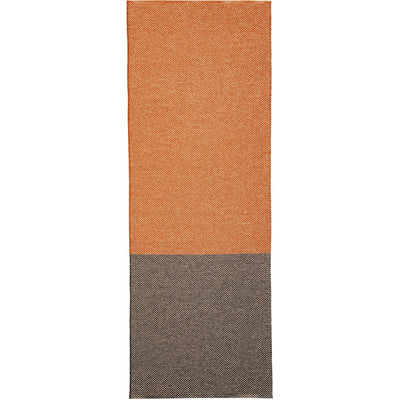 Moor Runner 28" x 79"