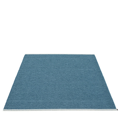 Mono Rug 6' x 7.25'