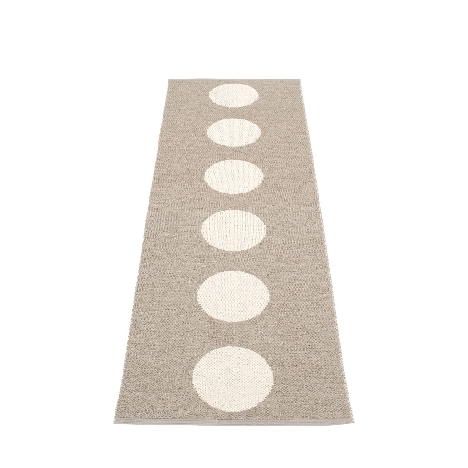Vera Runner 2 1/4' x 7 1/2' Eleish Van Breems Home